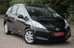 Honda Jazz 1.4 I-vtec Es 2011 for urgent sale at very cheap prize