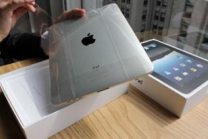 Authentic Brand new Apple iPad 2 64GB with Wi-Fi &amp; 3G /Apple iPhone 4G HD 32GB
