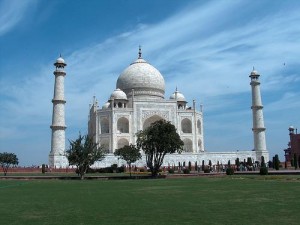 India Tourism - Attract a lot of visitors