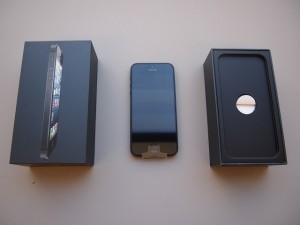New released Apple iphone 5/Samsung galaxy s3 (Buy 2 get 1 free)