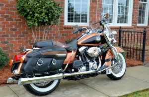 2008 Harley-Davidson Touring at $3000