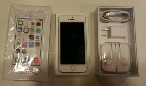 FOR SALE APPLE iPHONE 5S 64GB FOR $350USD