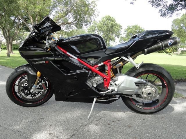 2008 Ducati 1098 S! Only 1197 Miles!