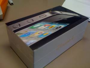 Apple iPhone 4 32GB..350USD..Htc HD 3..30USD..Nokia N8 32GB..350USD..BB Torch Slider 9800 White &amp; Bl