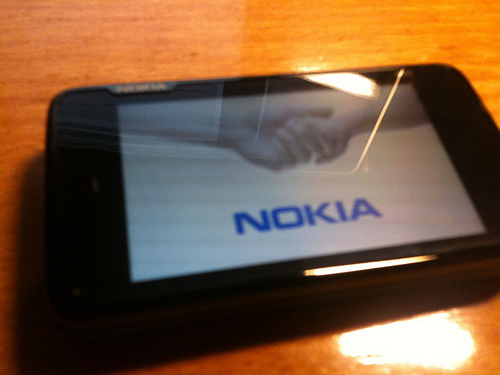 FOR SELL:-Nokia N900 Quadband 3G HSDPA GPS Unlocked Phone $320USD
