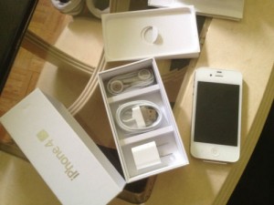 Apple Iphone 4S 64GB Unlocked Phones $500USD