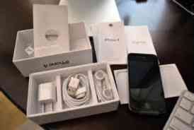 apple iphone 4s 32 GB unlocked