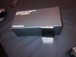   Blackberry Porsche Design 9981