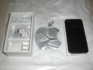 Apple Iphone 4S 64GB Unlocked Phones $500USD