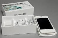 Brand New Original  Apple i-Phones 4s,Samsung,Blakberry,Nokia,Nikon Camera and Canon Camera( Skype : Kerriemoore1)