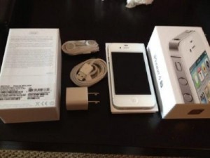 New Apple iphone 4S 64GB, Apple Ipad 3 64GB + 4G wi-fi is AVAILABLE ON PROMO    We are offering the 