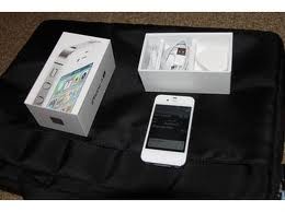 Apple iPhone 4S 64GB Unlocked Phone (SIM Free)