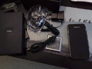 Samsung GT-I9300 32GB Galaxy S III $400 / Mobile 4S Apple Iphone 32gb $400