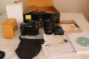 Nikon D800/ Nikon D5100/ Nikon D3200/ Nikon D7000 + LENS KIT