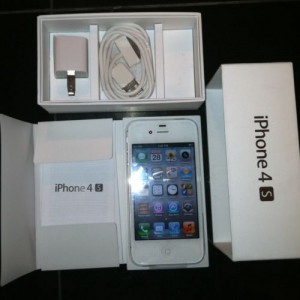 Buy 2 Get 1 NEW UNLOCKED APPLE iPHONE 4S 64GB FOR JUST $325