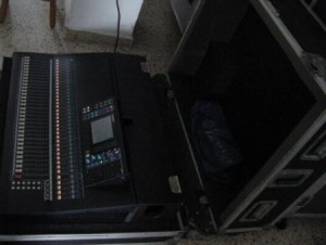 Korg M3 61 61-key Workstation..Yamaha Mixer LS9..Pioneer Cdj..Roland Fantom G8..Korg OASYS-88