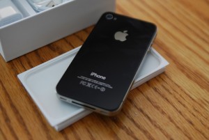 Brand New Apple iPhone 4GS 32GB Original color box