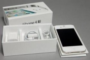 Factory Unlocked Apple iPhone 4S 64GB