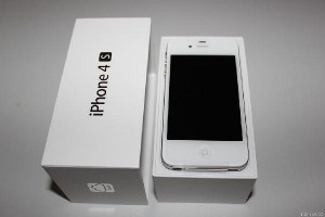 Apple iPhone 4S 32GB HSDPA GPS Unlocked Phone (SIM Free)..$450