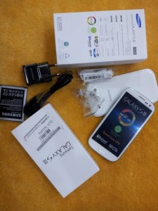 Buy New:Samsung Galaxy S3/Apple iphone 5/Apple iPhone4s/Apple   Ipad 3(wi-fi)4G/NOKIA PUREVIEW 08/Canon EOS 5D Mark II