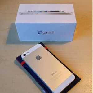 I have got latest iPhone 5 16GB/32GB/64GB in dubai UAE