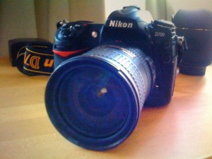 For Sale:Nikon D700 12MP DSLR Camera,Apple iPhone 4 32Gb,Nikon D90 12.3MP C