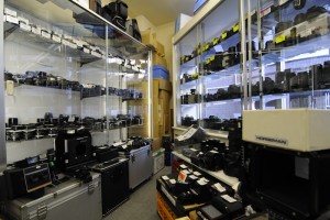 We are selling brand new Nikon D700,Nikon D3x,Nikon D300s,Nikon D90,Canon Digital