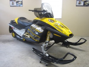 2007 Ski-Doo MXZ 600 HO SDI- $1900