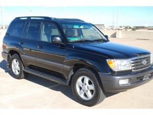 2005 Toyota Land Cruiser at $3500