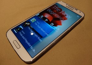 Samsung Galaxy S IV 4G Smartphone