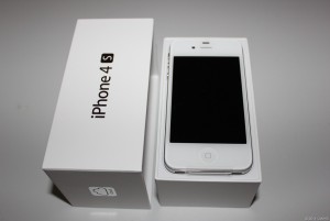 Apple iPhone 4s 64GB ,32GB ,16GB Unlocked