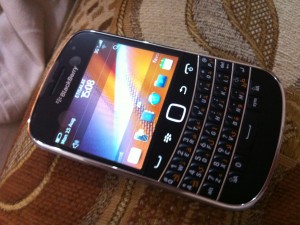 NEW ARRIVAL Blackberry 4G (TRITON),BlackBerry Bold 9790,Apple iPhone 4s
