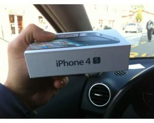 Get Xmas Gift Apple Iphone 4S  32gb-64gb Original &amp;New