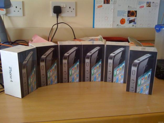 For sell Brand New Apple iphone 4G 32GB/Blackberry Torch 9800 300Euro