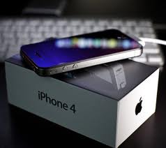Apple iPhone 4G HD 32GB Black &amp; White FACTORY UNLOCKED