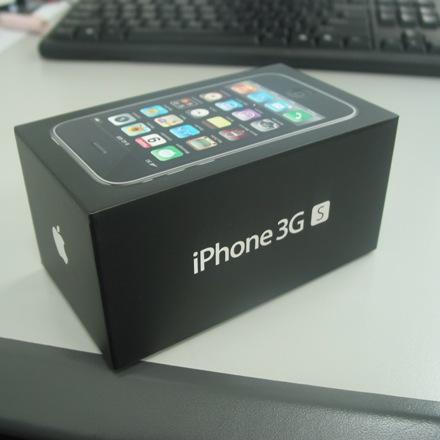 Offer Factory Unlocked Apple iPhone 4G 32GB.Nokia