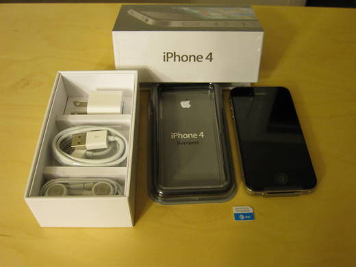 WTSell: Apple iPhone 4 // Samsung Galaxy i9000 // Blackberry Torch 9800