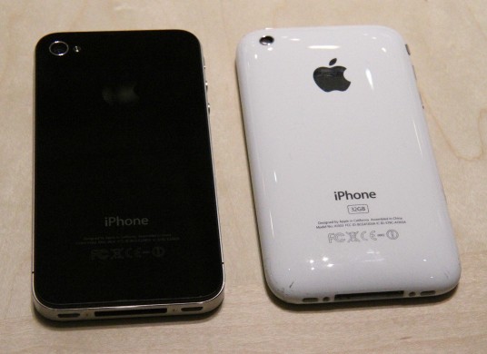 EASTER FREE GIFT:Buy 2 get 1 free, Apple iPhone 4,Apple iPad Nokia N8, Blackberry Bold 9700