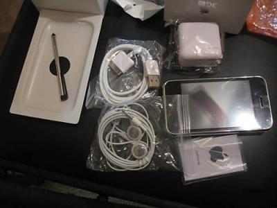 BUY: Apple iphone 3G-s (32gb): 330 euro ....