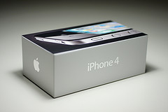 Buy:Apple iPhone 4G 16GB,32GB And Digtel Camera