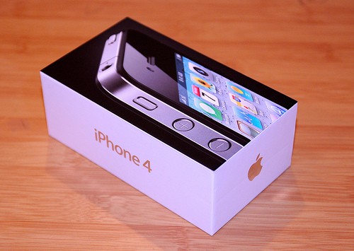 Xmas Promo : Buy 3  Unlocked Apple Iphone 4 32gb $1300USD