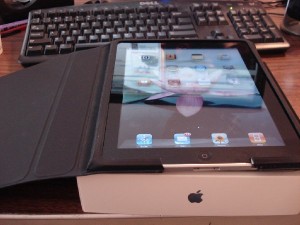 Apple iPhone 4G 32GB ,Apple iPad2 3G Wifi 64GB buy 2units and get 1 free promo